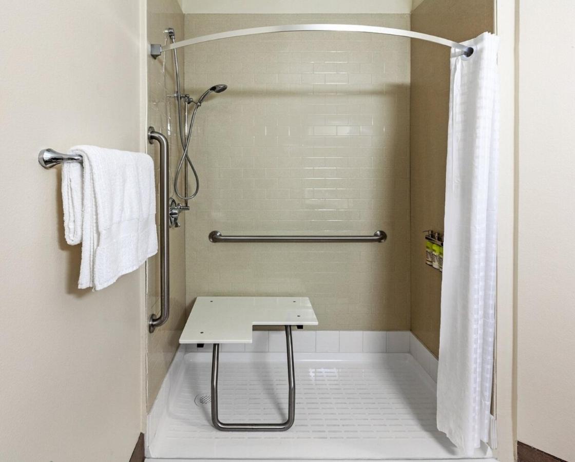 Candlewood Suites Midland By Ihg Bagian luar foto