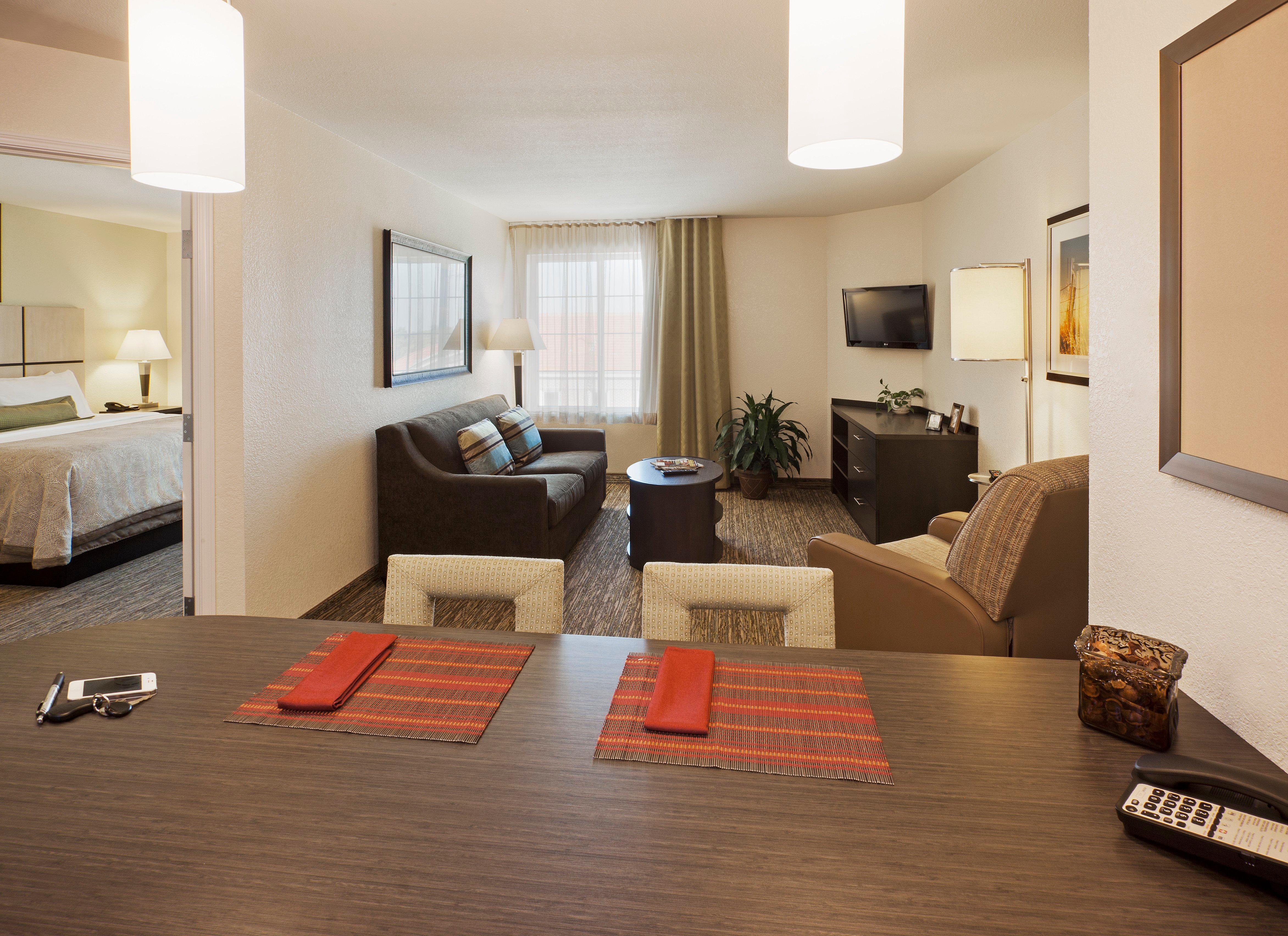 Candlewood Suites Midland By Ihg Bagian luar foto